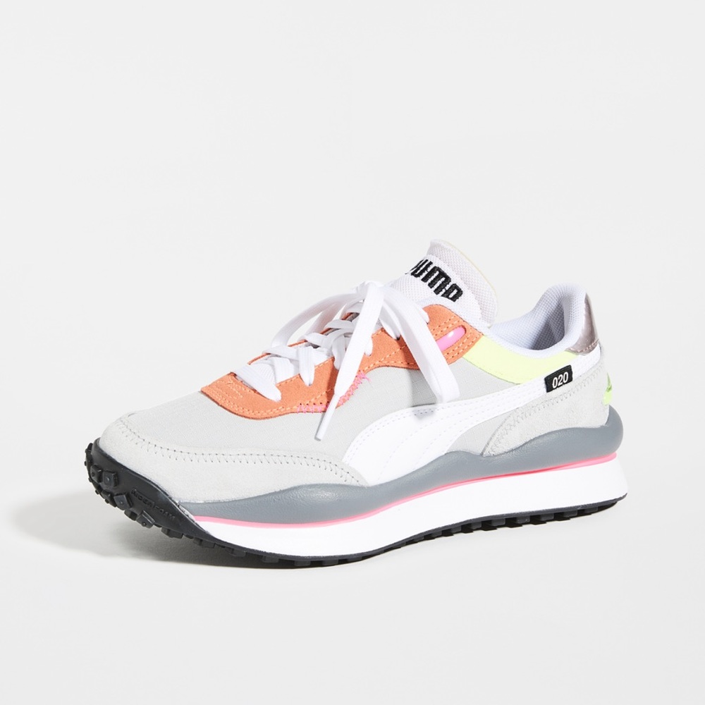 Puma rider 020 game on sneaker